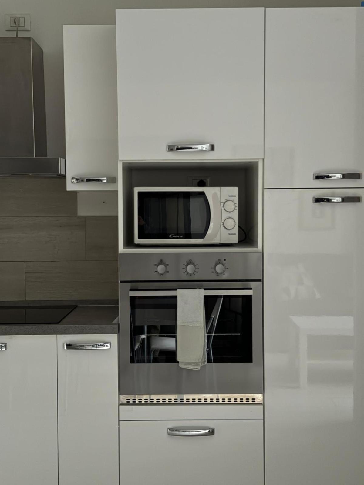 The Lighthouse - Central Apartment Aosta Bagian luar foto