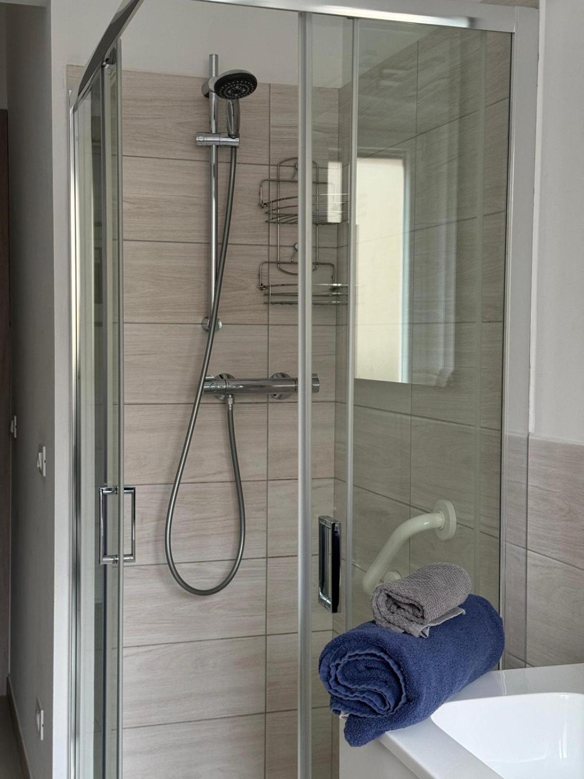 The Lighthouse - Central Apartment Aosta Bagian luar foto