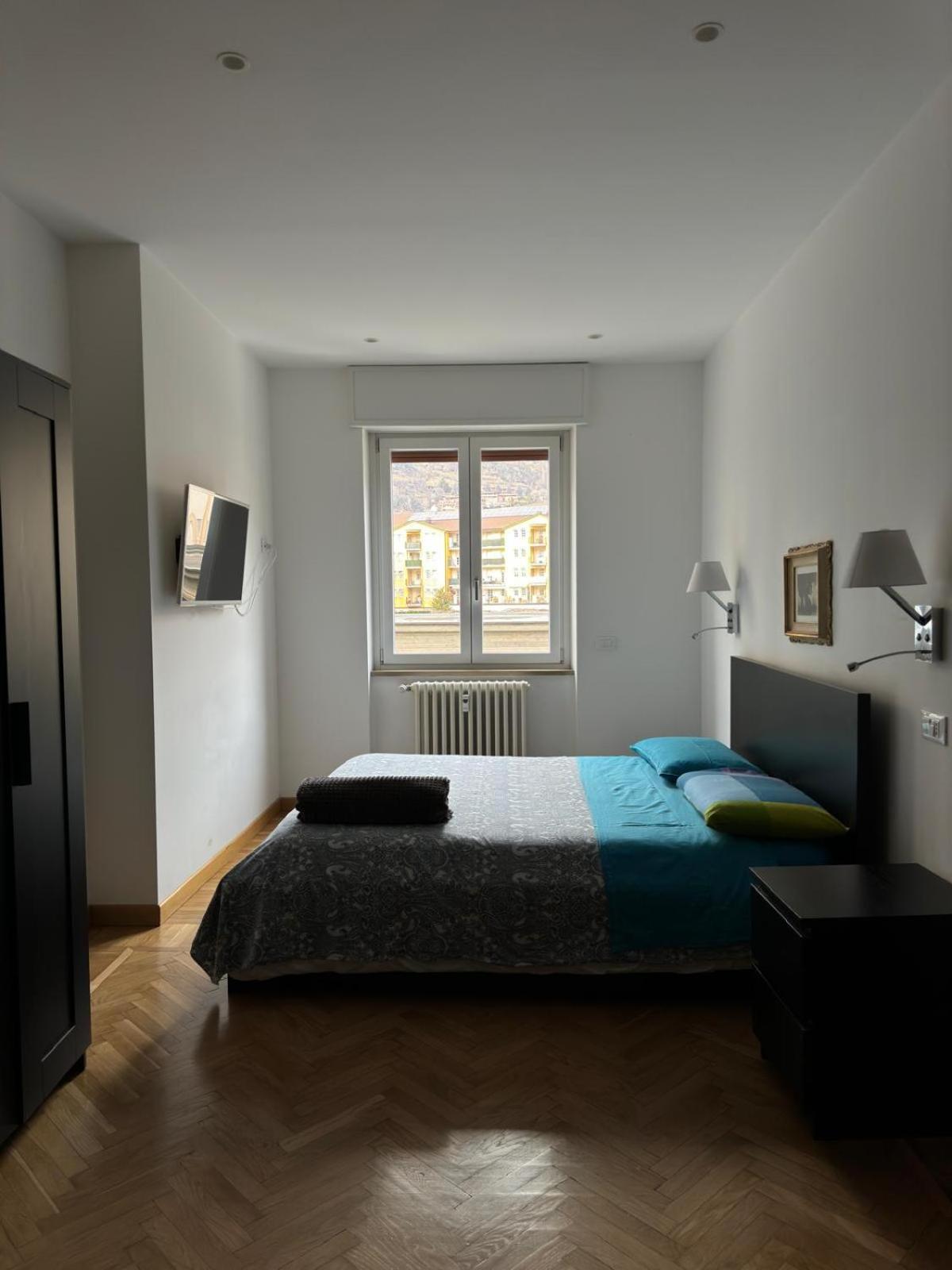The Lighthouse - Central Apartment Aosta Bagian luar foto